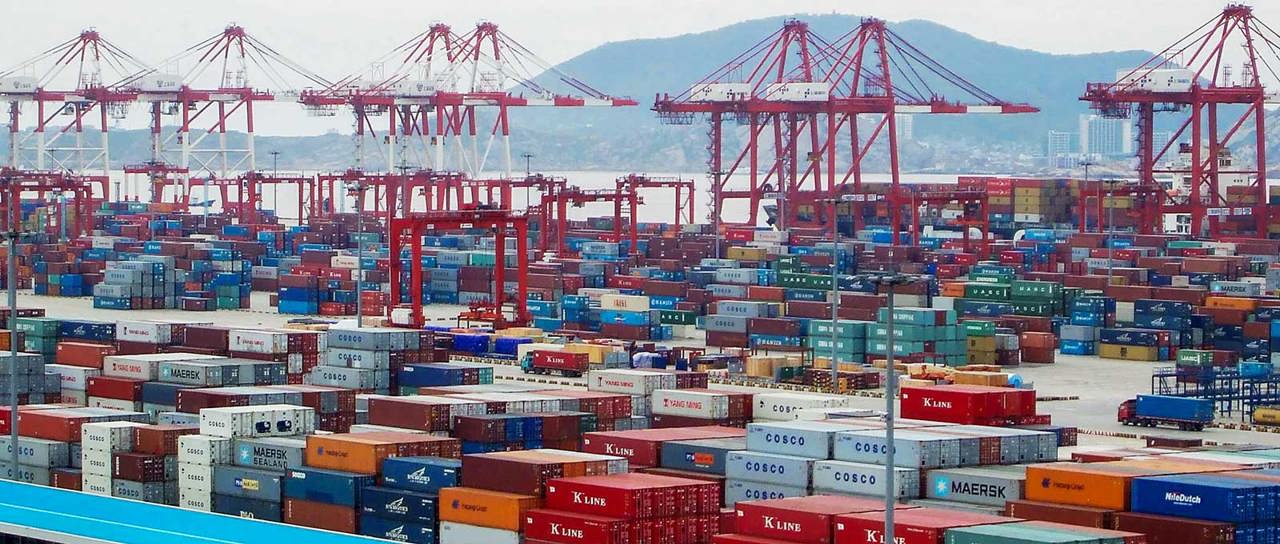 保护港口基础设施的穿隔密封系统